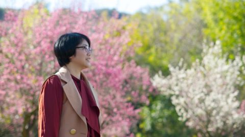 ထိုနေ့တွင် ကောင်းကင်က အထူးသဖြင့် ကြည်လင်ပြီး နေသာသည်